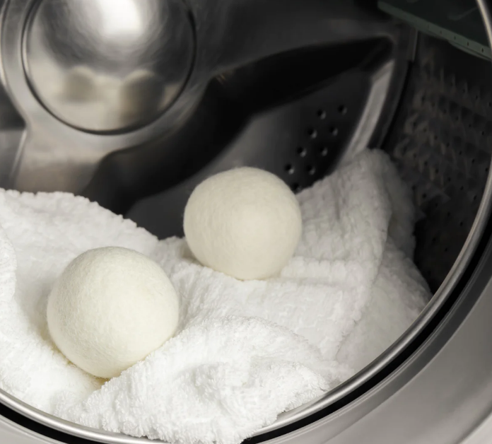 Wool dryer balls in dryer